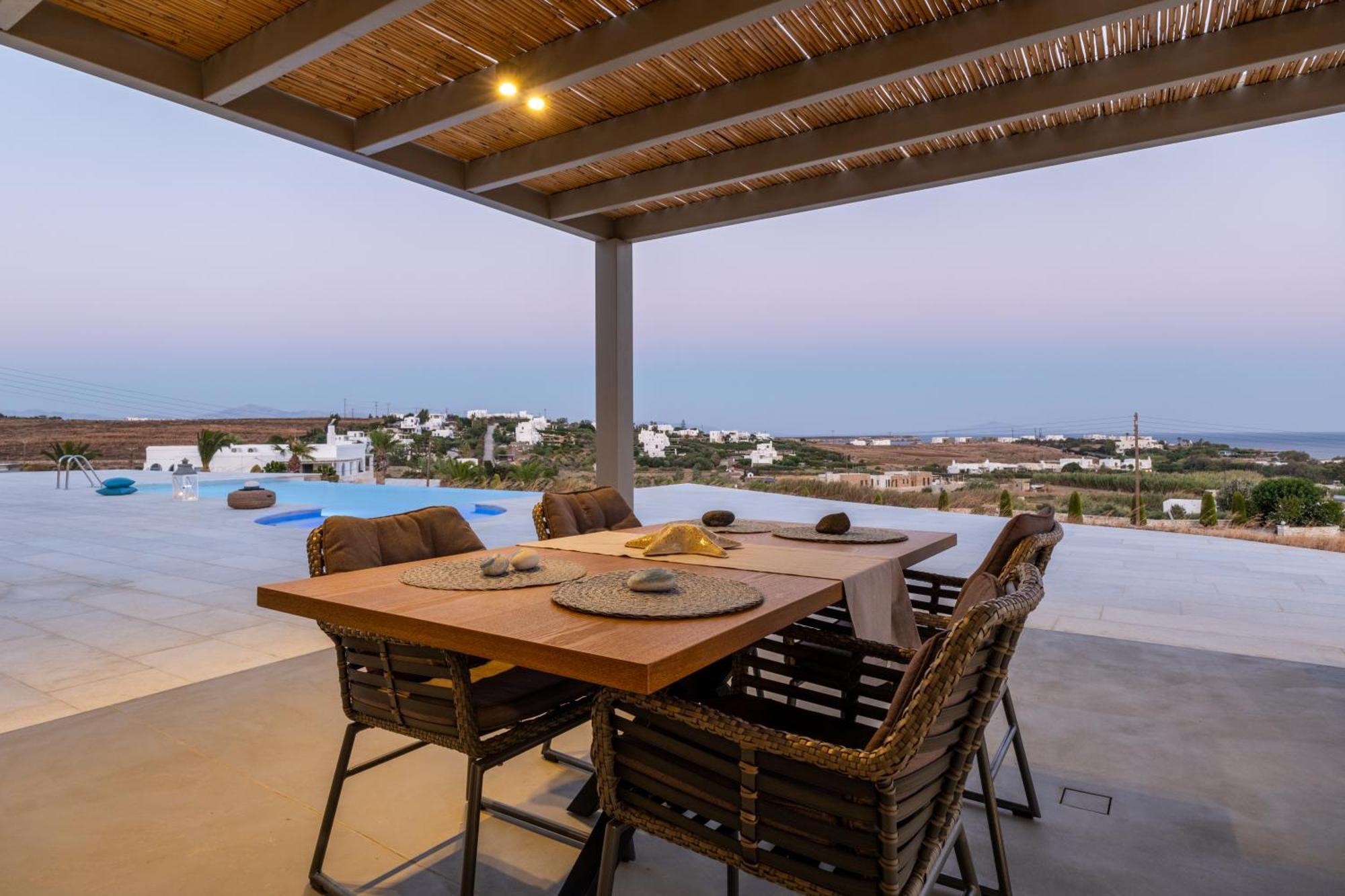 كريس أكتي Golden Bay Luxury Villas And Suites المظهر الخارجي الصورة