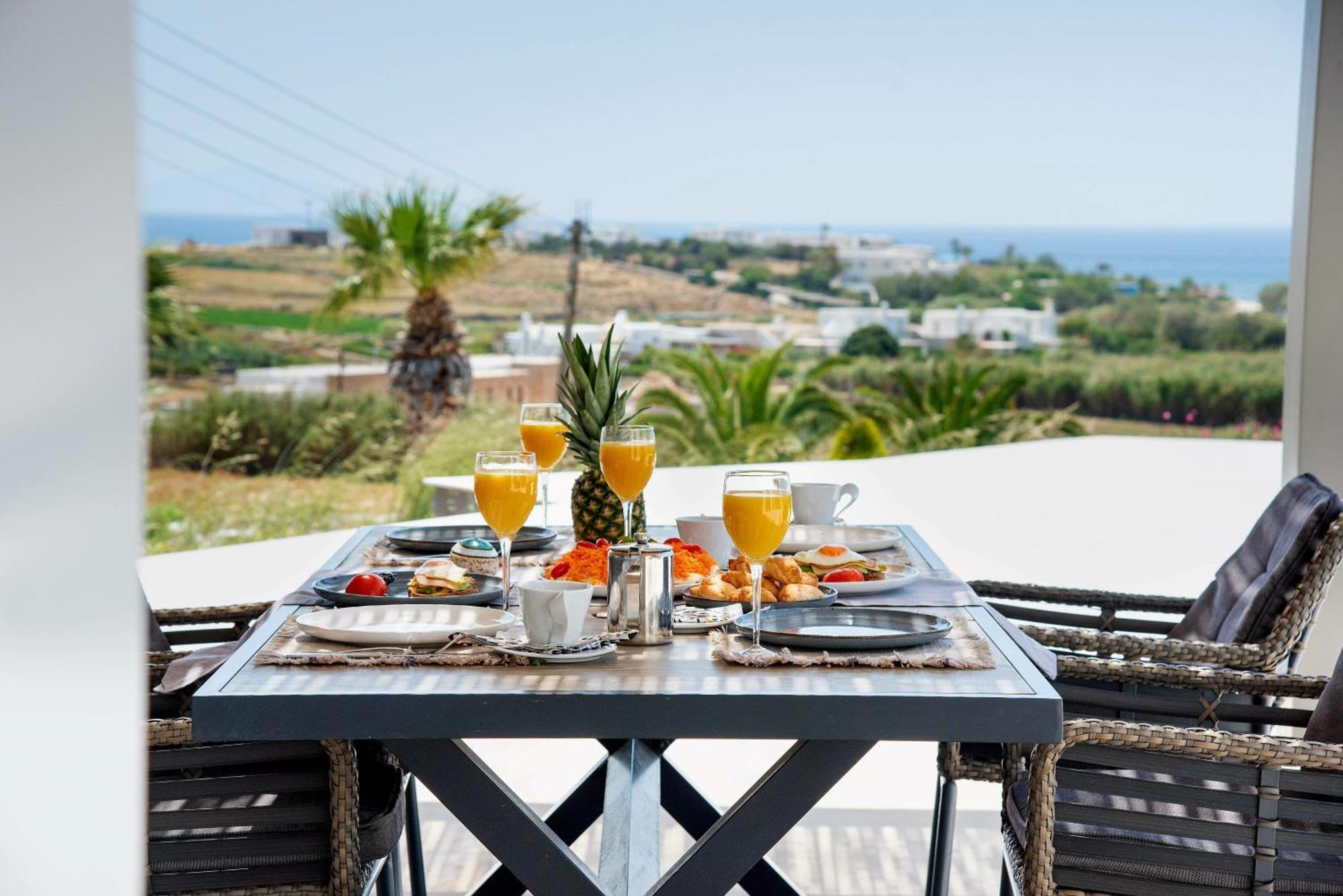 كريس أكتي Golden Bay Luxury Villas And Suites المظهر الخارجي الصورة