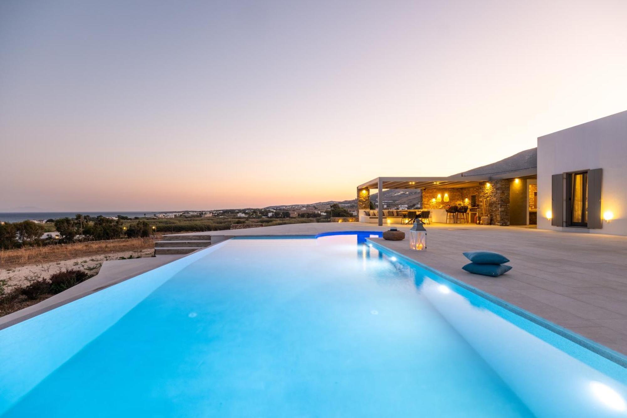كريس أكتي Golden Bay Luxury Villas And Suites المظهر الخارجي الصورة