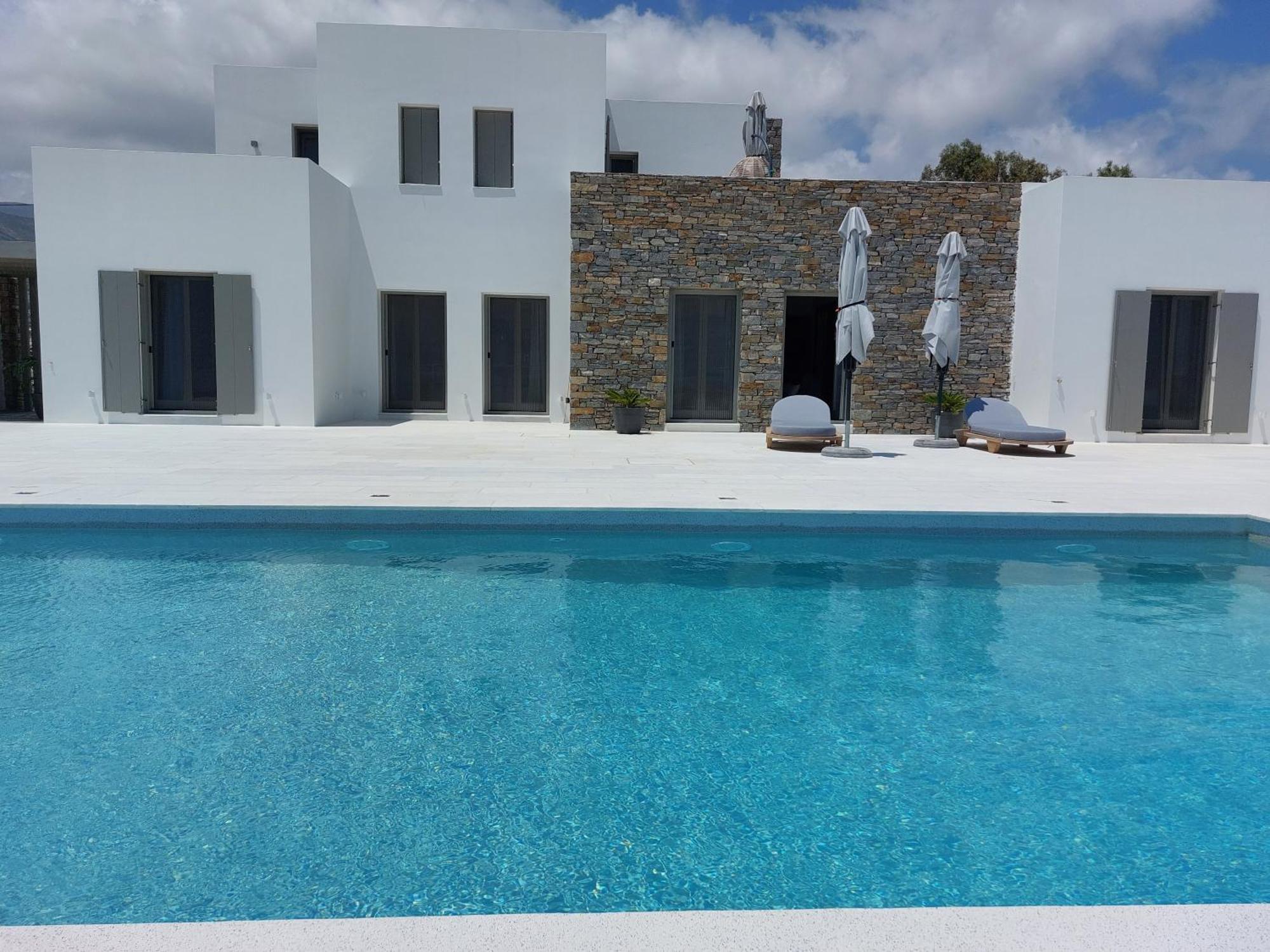 كريس أكتي Golden Bay Luxury Villas And Suites المظهر الخارجي الصورة
