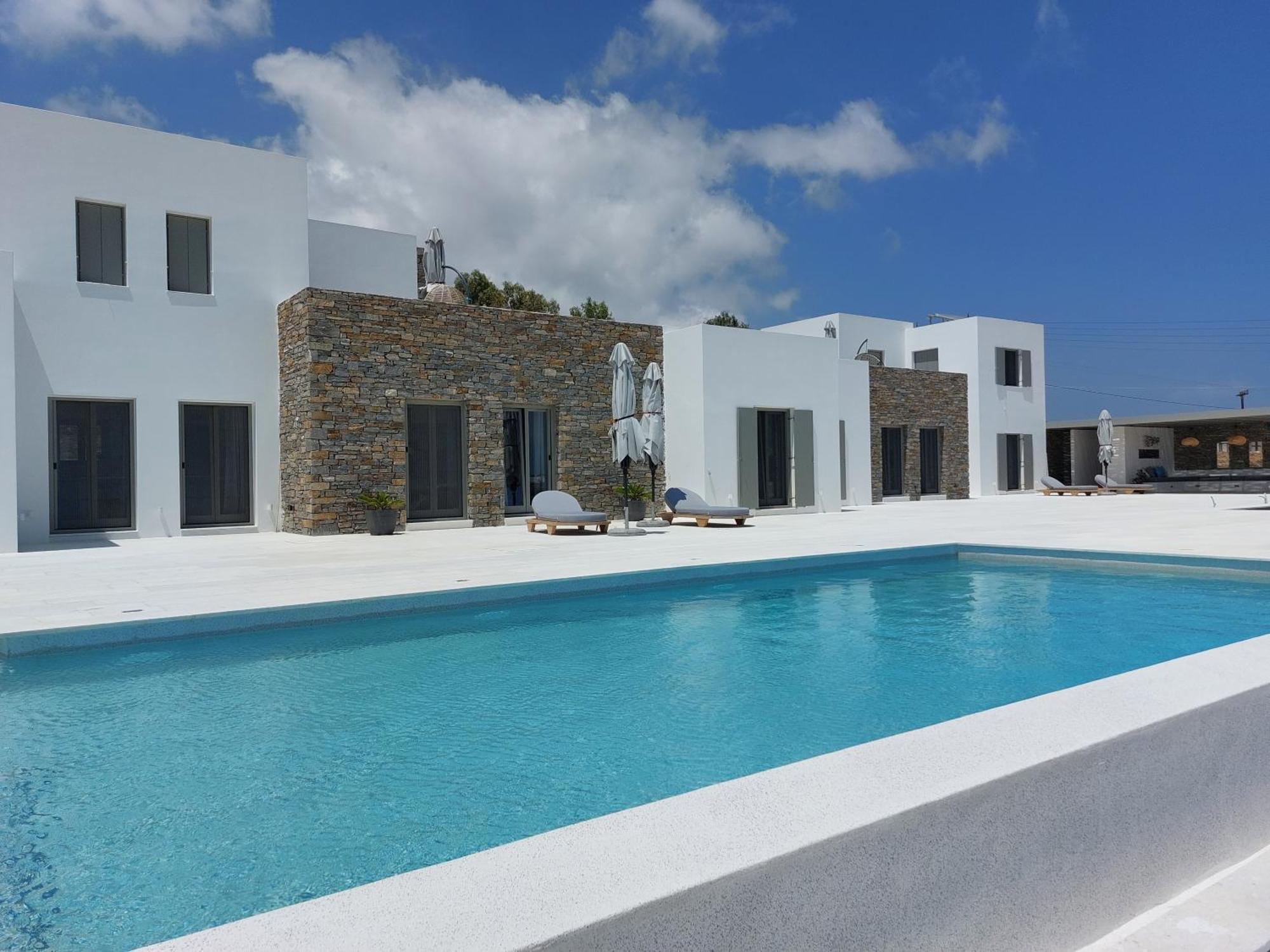 كريس أكتي Golden Bay Luxury Villas And Suites المظهر الخارجي الصورة