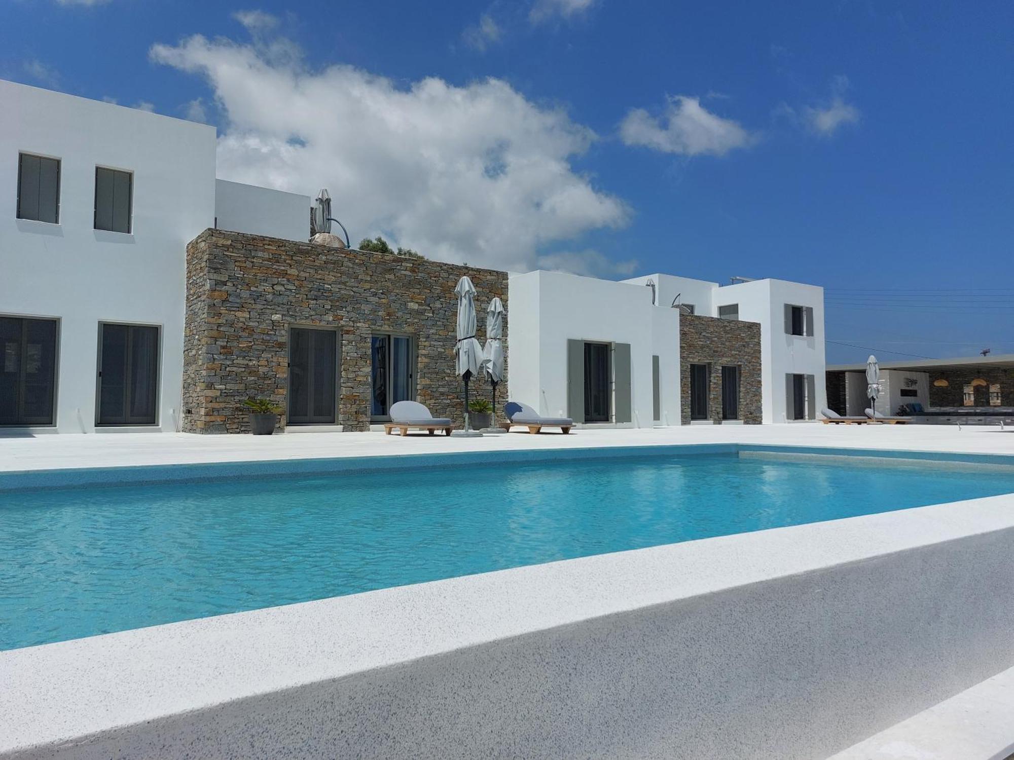كريس أكتي Golden Bay Luxury Villas And Suites المظهر الخارجي الصورة